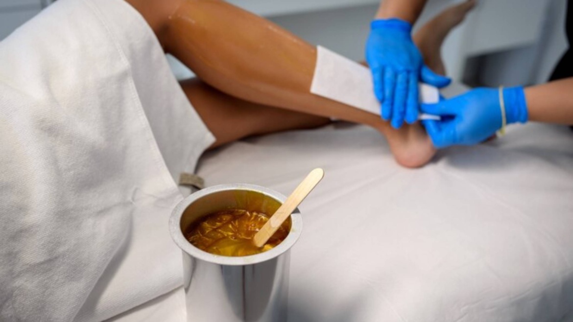 Half Legs Waxing